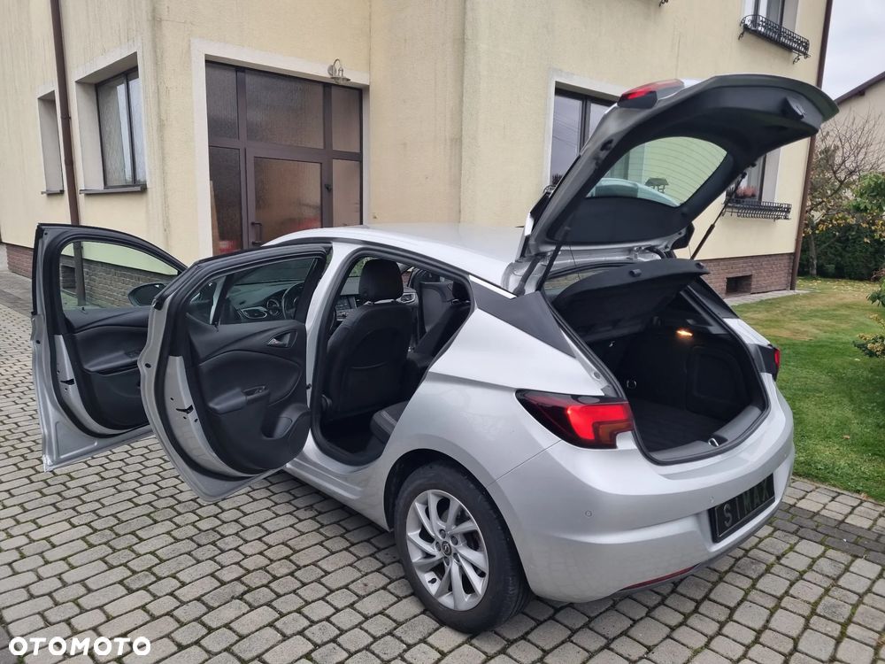 Opel Astra 1.2 T Business Elegance S&S - 31