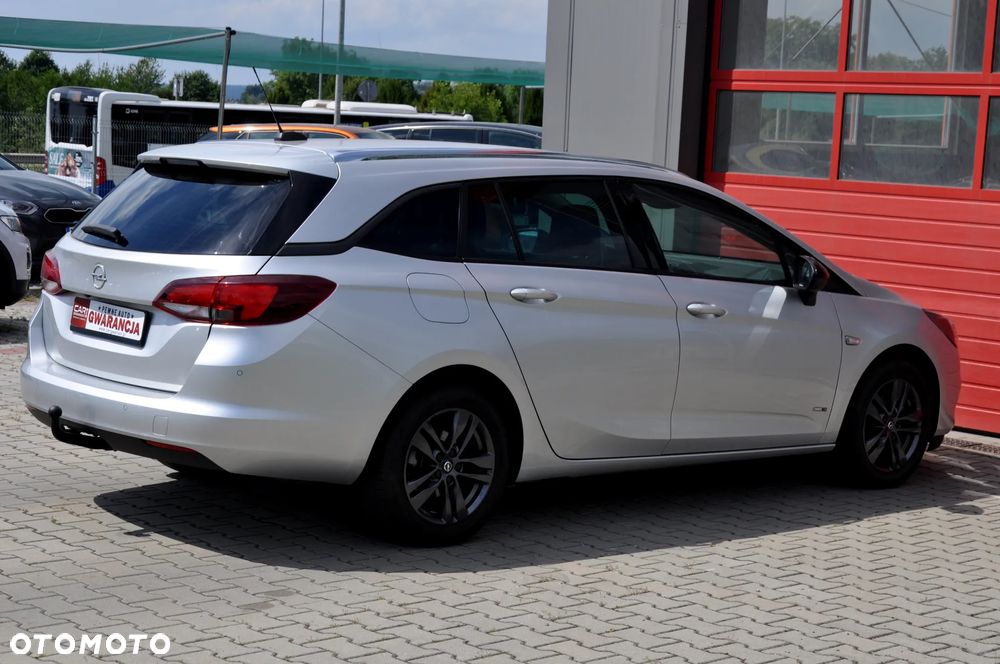 Opel Astra 1.5 D Start/Stop Automatik Design&Tech - 15