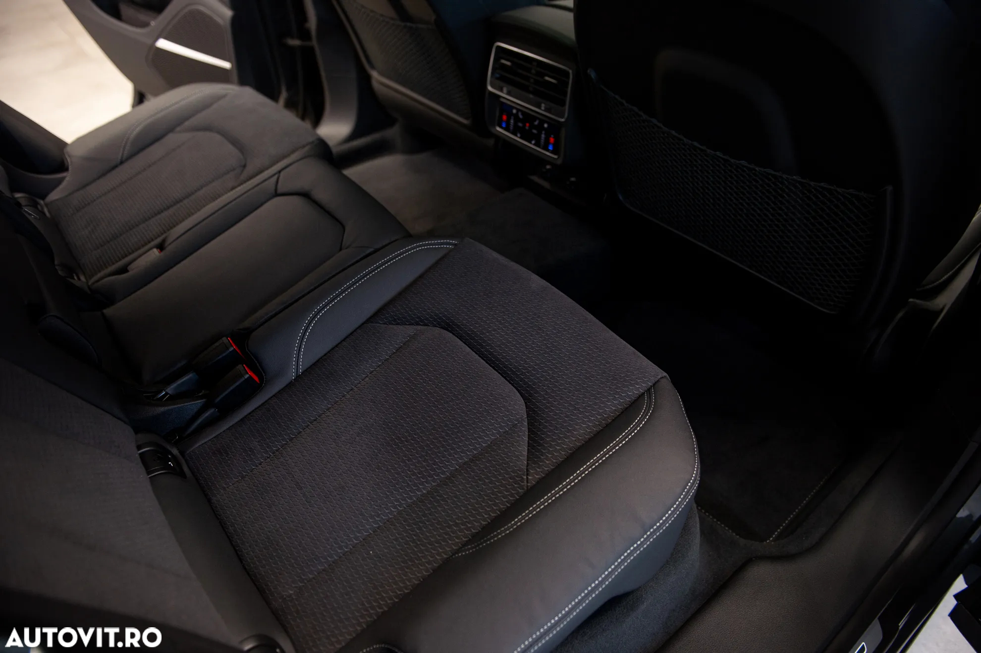 Audi Q8 50 TDI quattro Tiptronic MHEV - 33