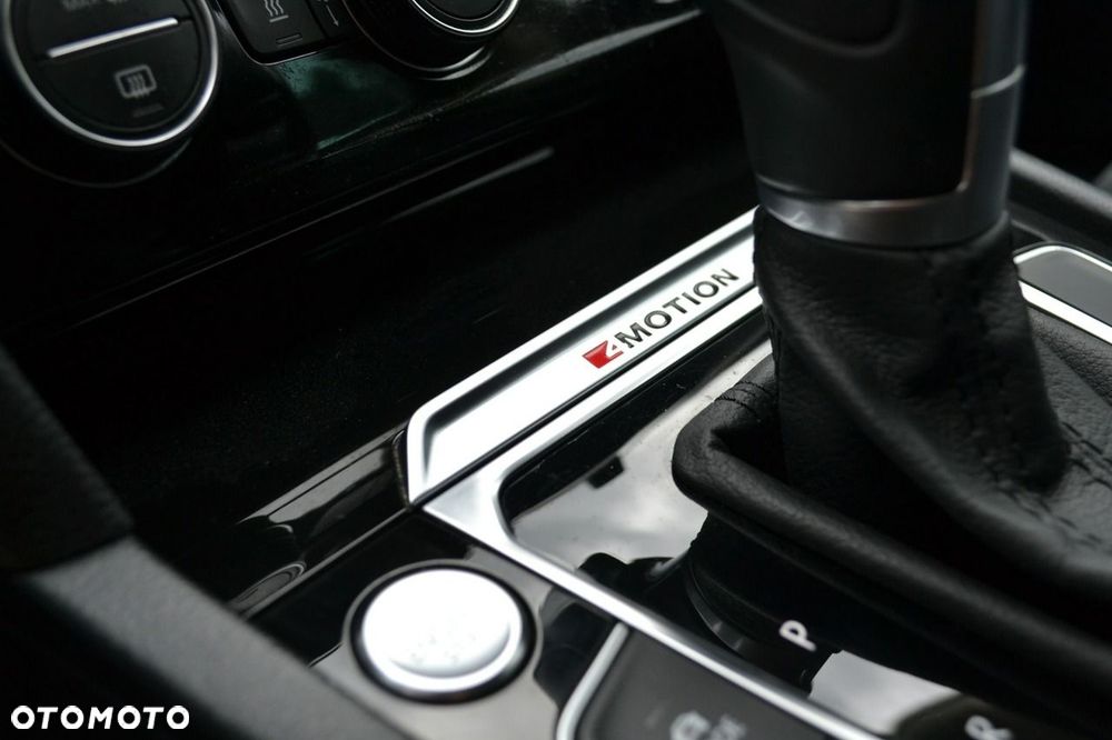 Volkswagen Passat - 15
