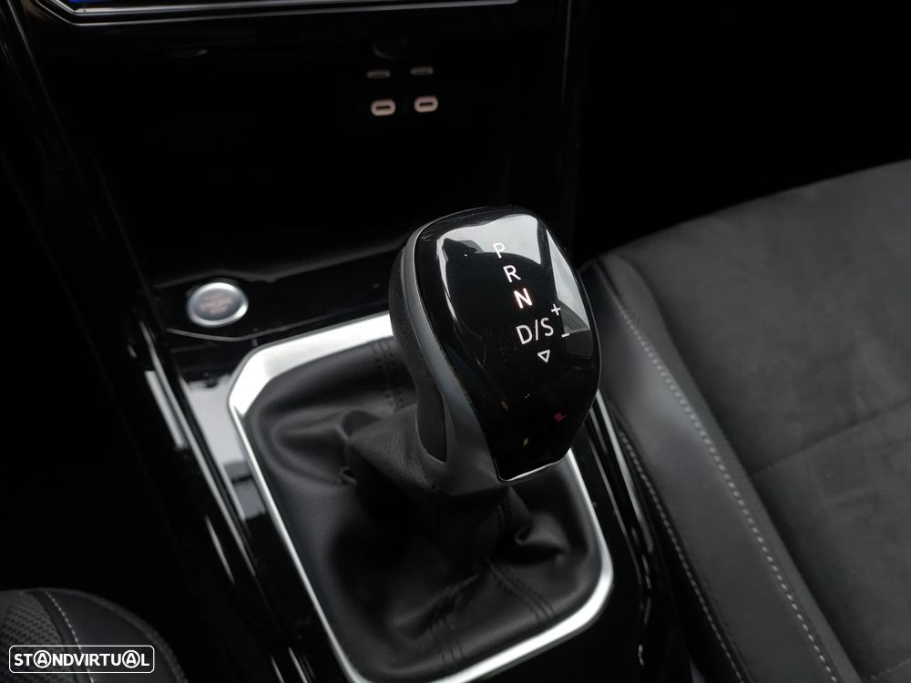 VW T-Roc 1.5 TSI Black Style DSG - 19