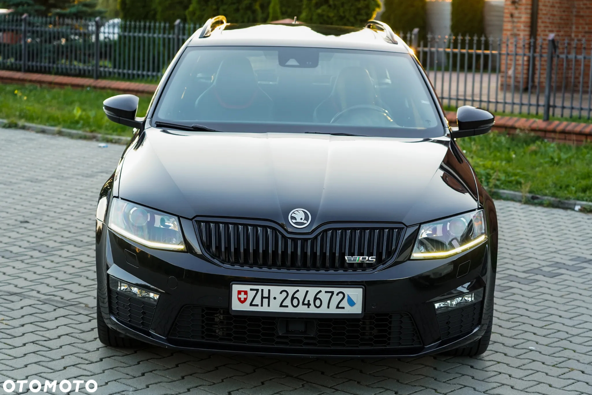 Skoda Octavia 2.0 TDI RS DSG - 8