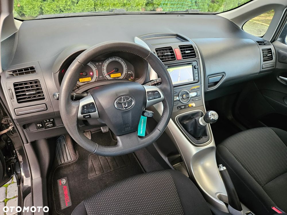 Toyota Auris 2.0 D-4D - 22