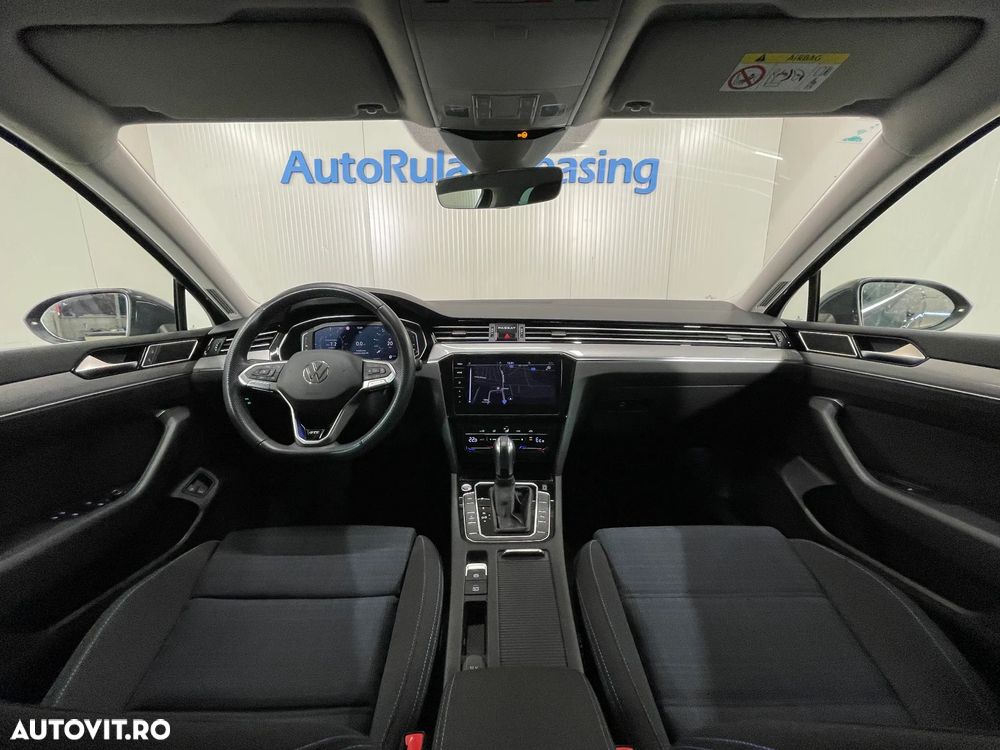Volkswagen Passat - 6