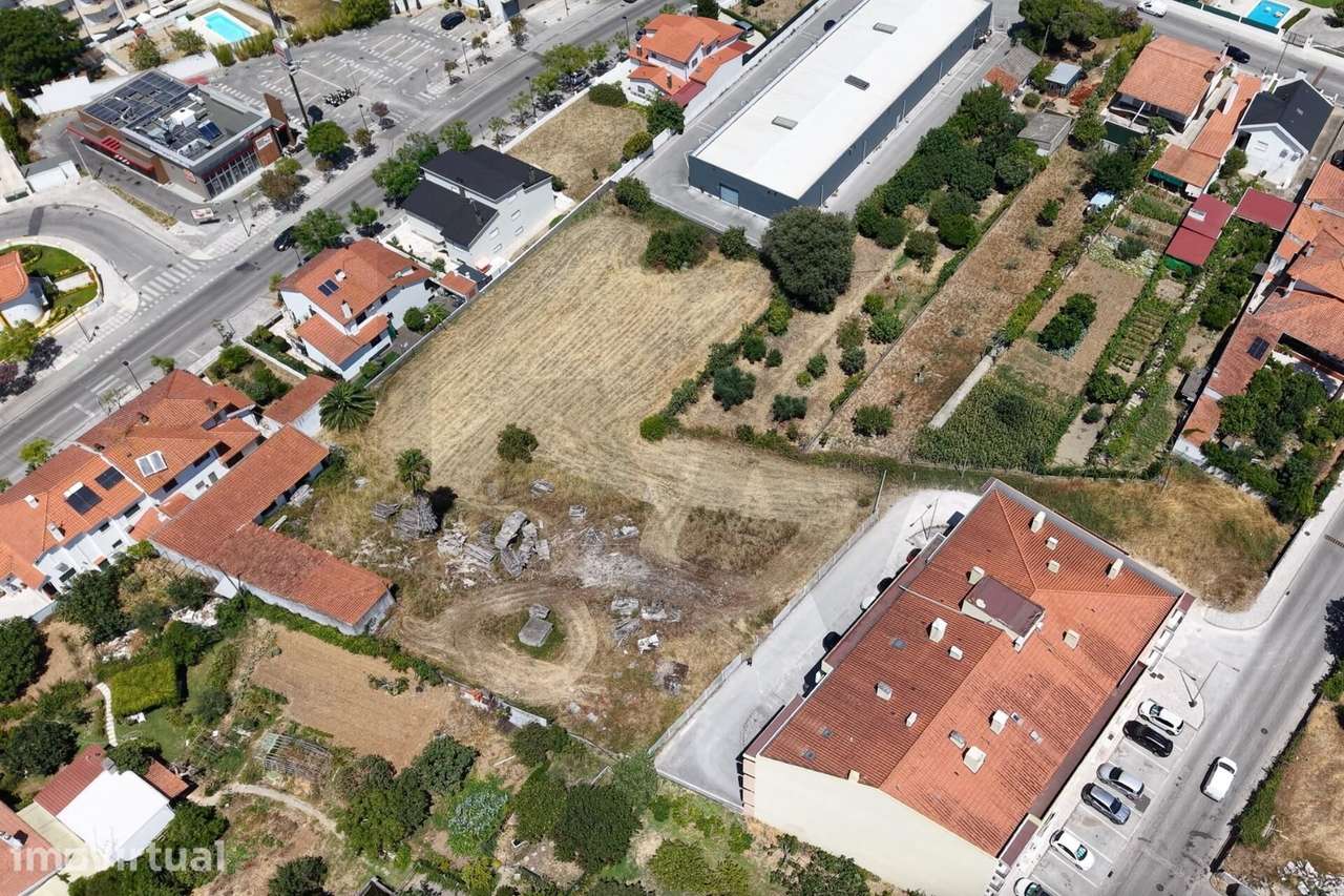 Terreno Urbano com 4.324 m2 no Entroncamento | Excelente Oportunidade - Grande imagem: 2/17