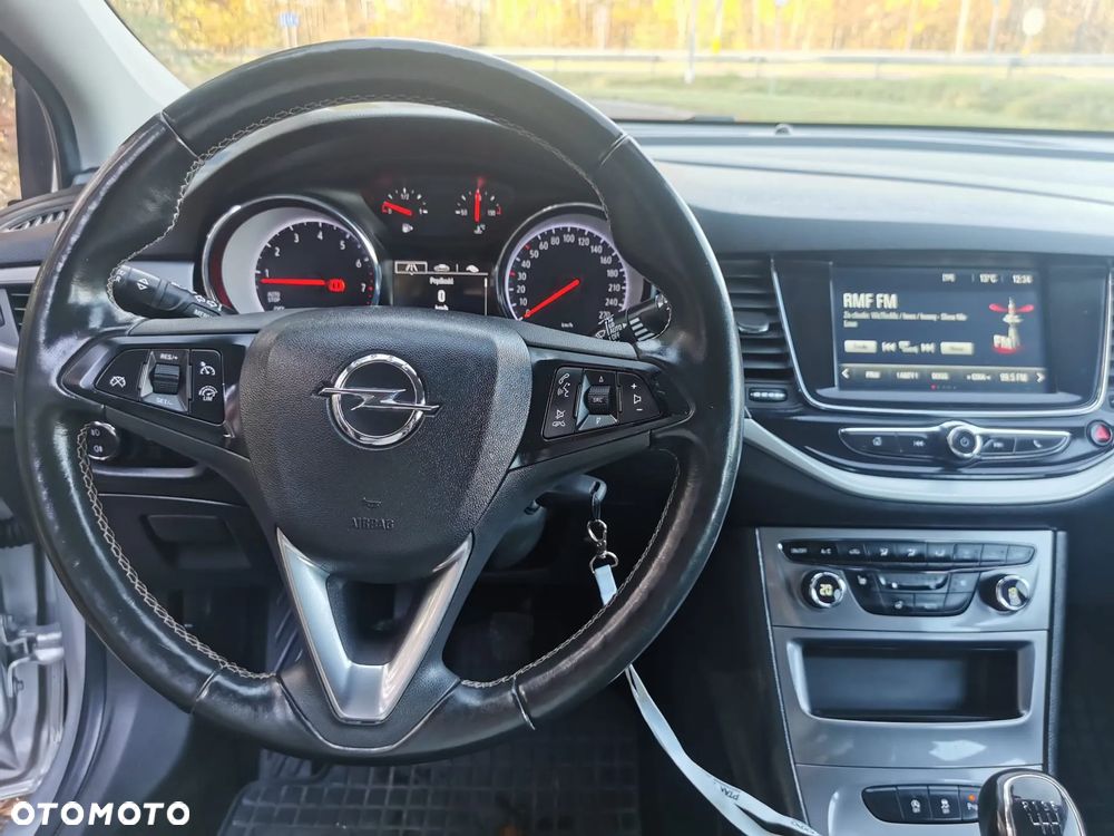 Opel Astra V 1.4 T Dynamic - 21