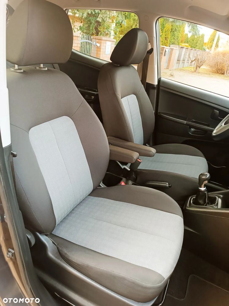 Kia Venga 1.4 L - 18