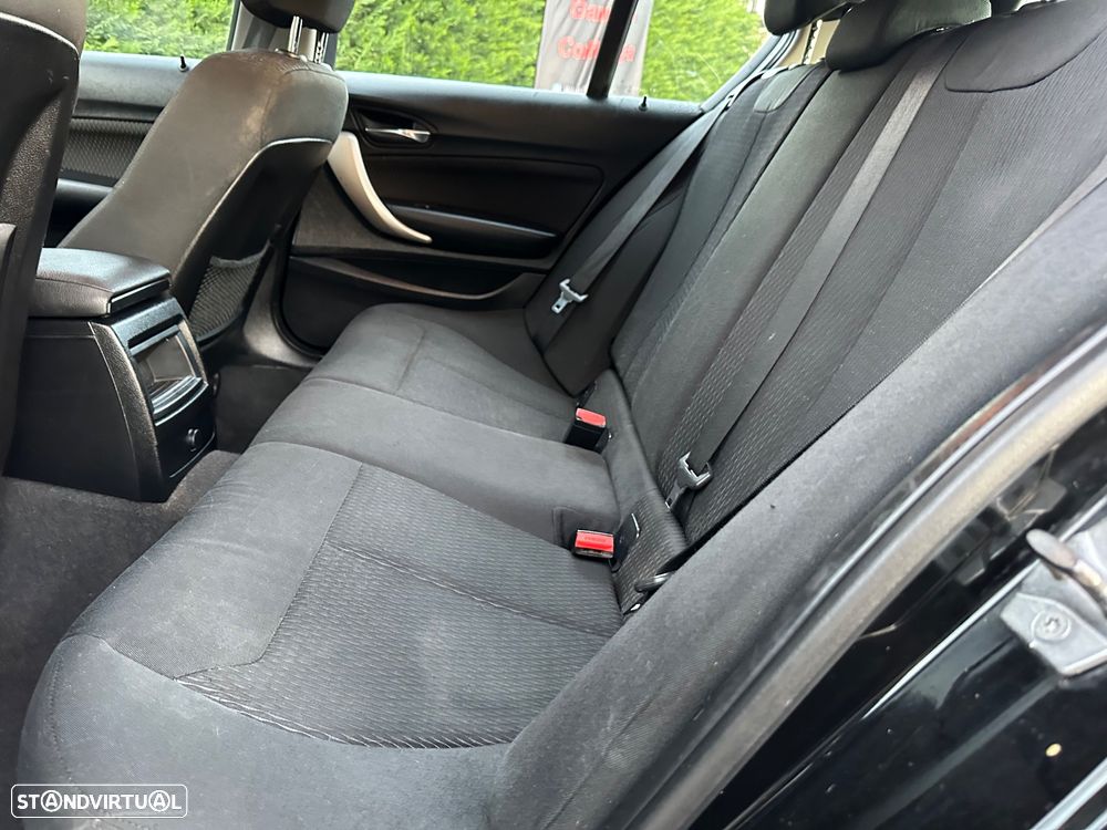 BMW 114 d Line Urban - 16