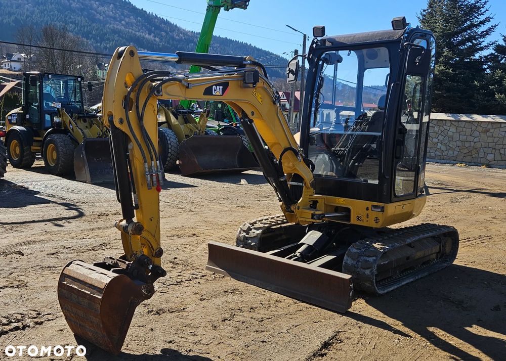 Caterpillar 302.7 D - 6