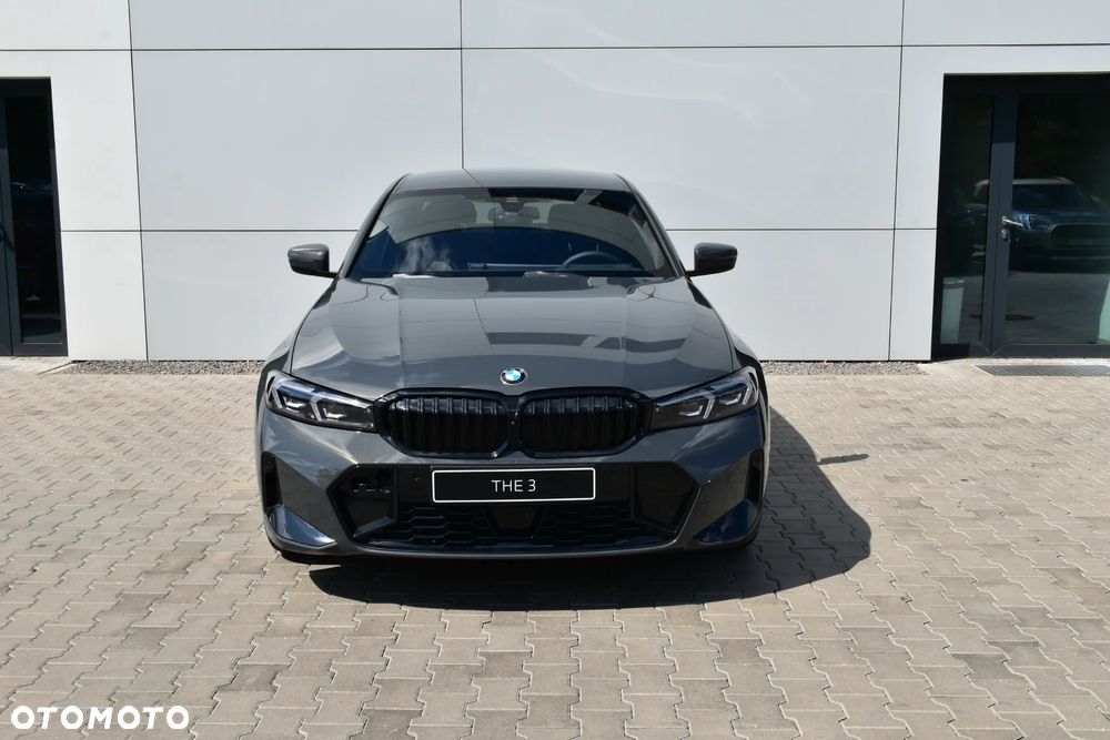 BMW Seria 3 330i xDrive M Sport - 2