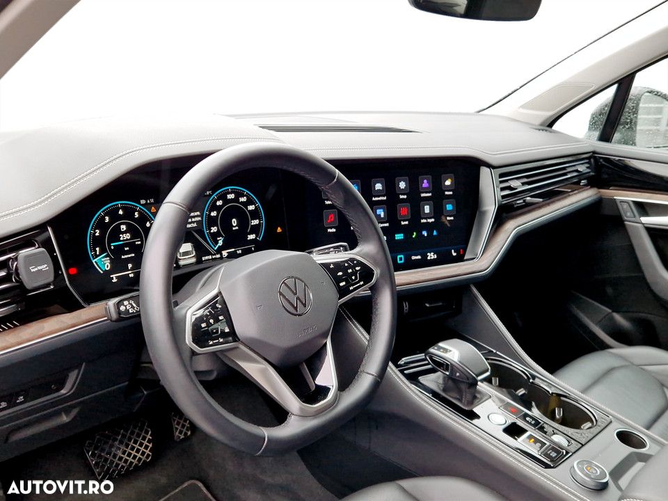 Volkswagen Touareg V6 TSI Elegance - 15