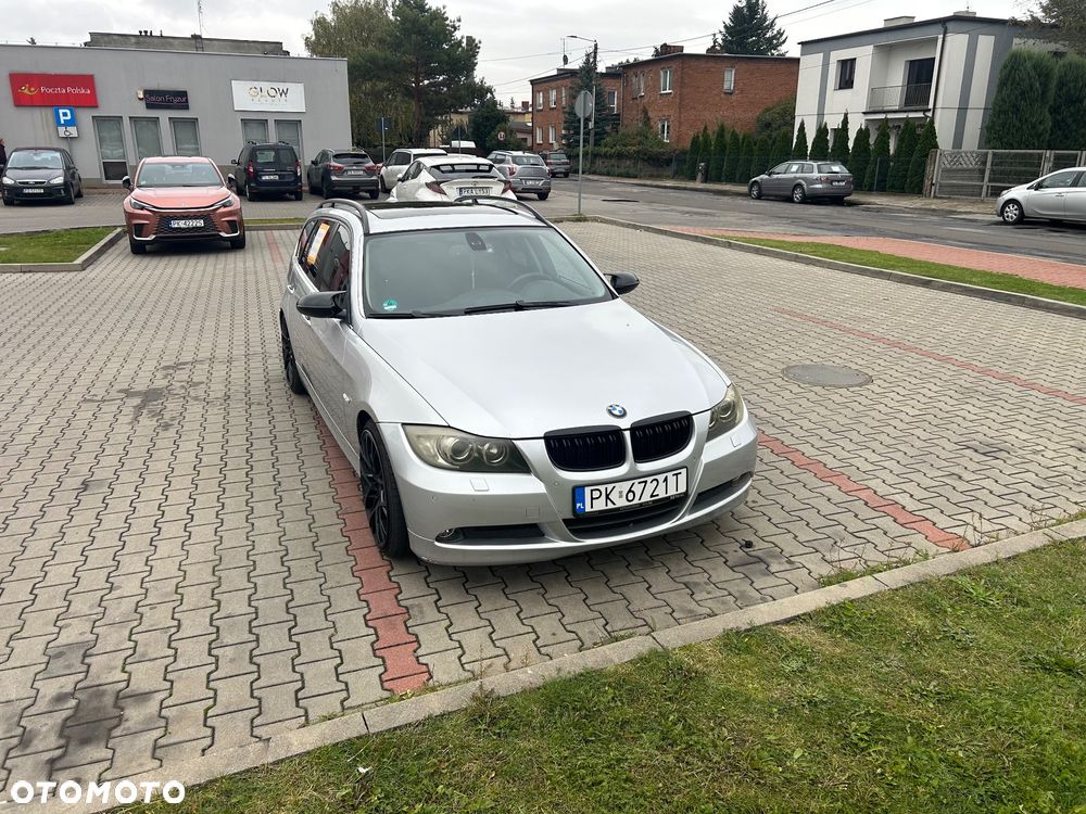 BMW Seria 3 325d - 4