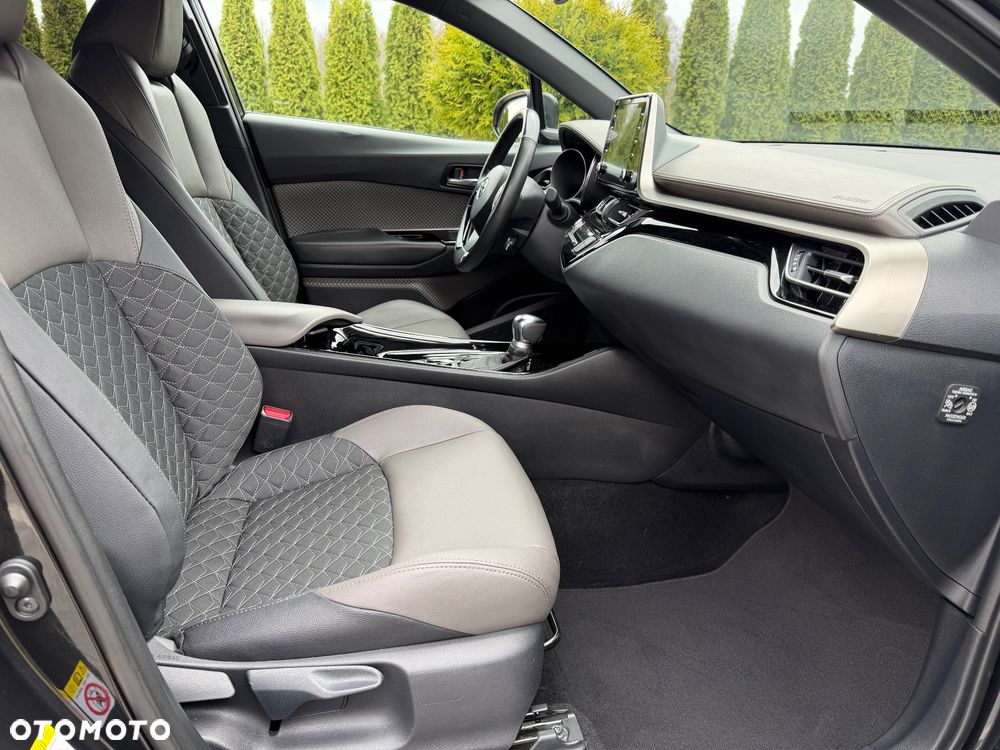 Toyota C-HR 1.8 Hybrid Executive - 22