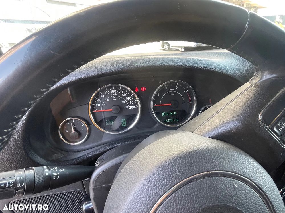 Jeep Wrangler 2.8 CRD AT Sahara - 3