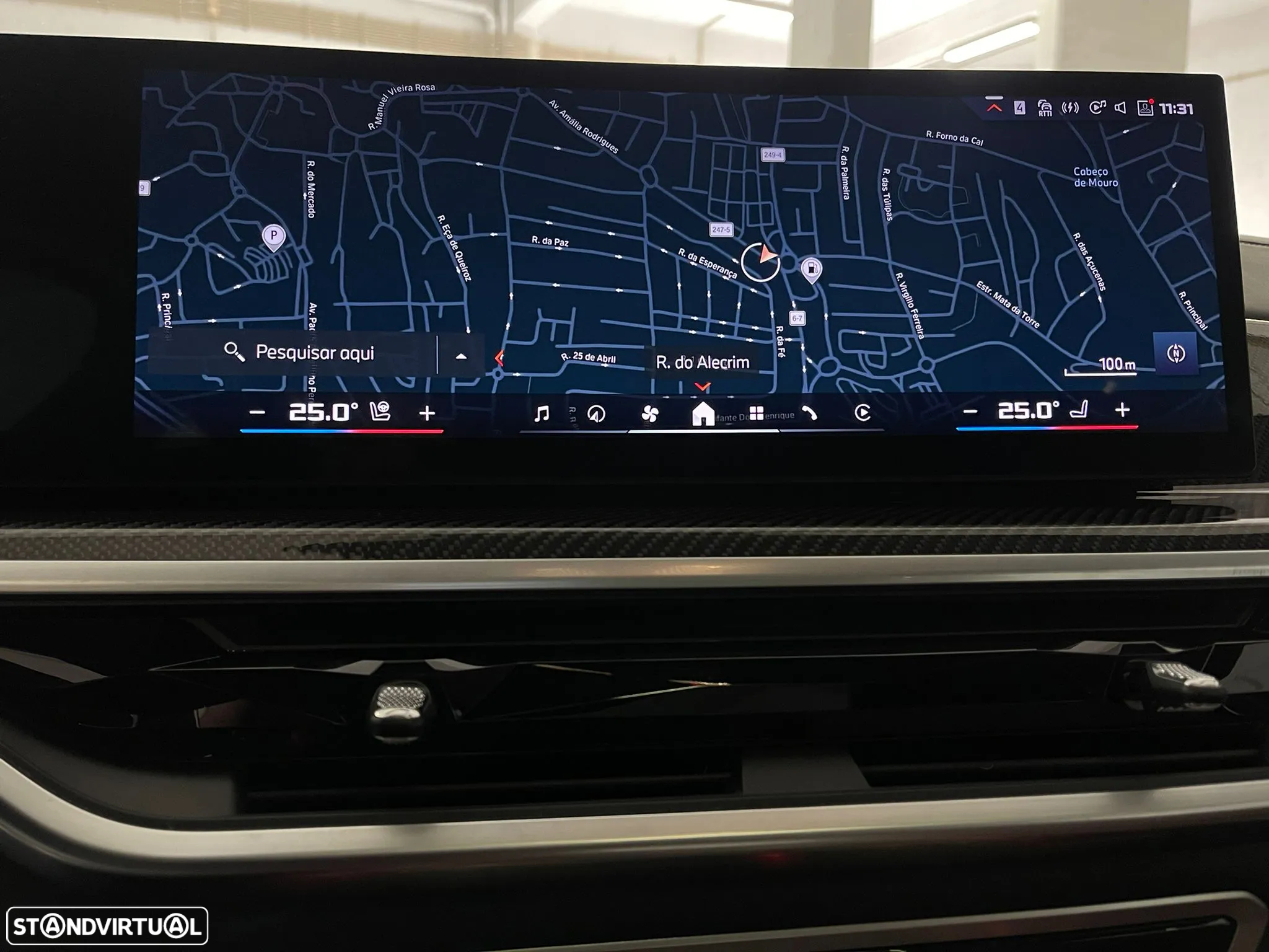 BMW X7 M M60i - 36