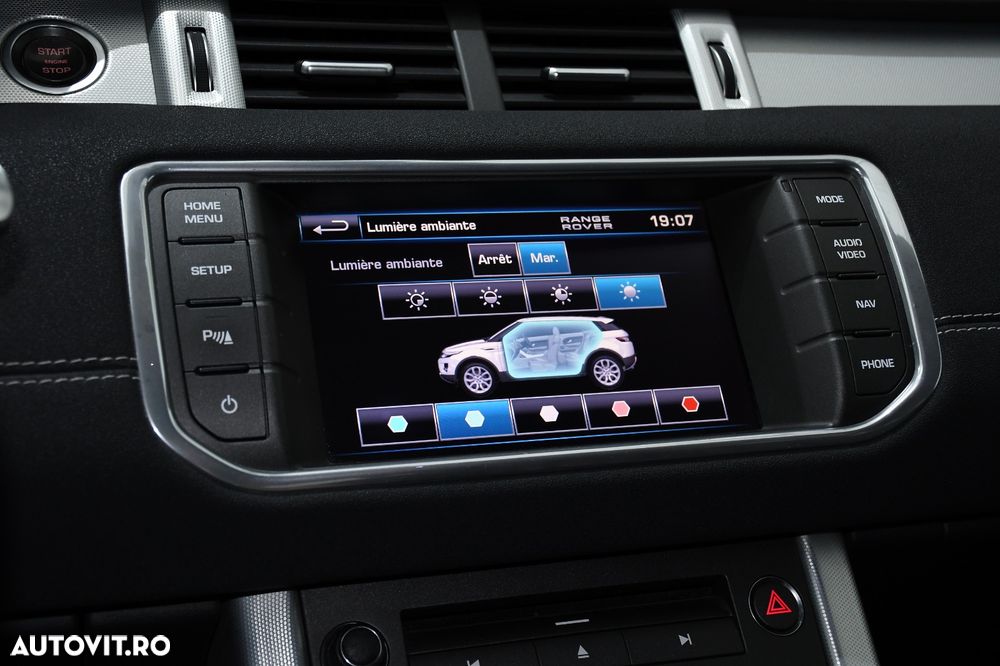 Land Rover Range Rover Evoque - 22