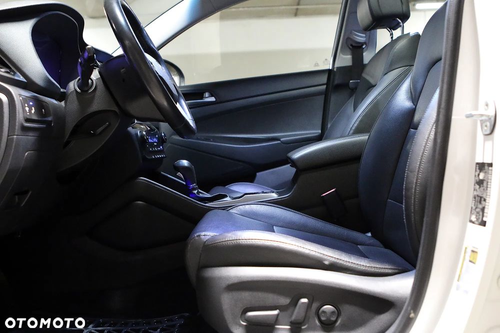 Hyundai Tucson 1.6 Turbo 4WD DCT Premium - 23