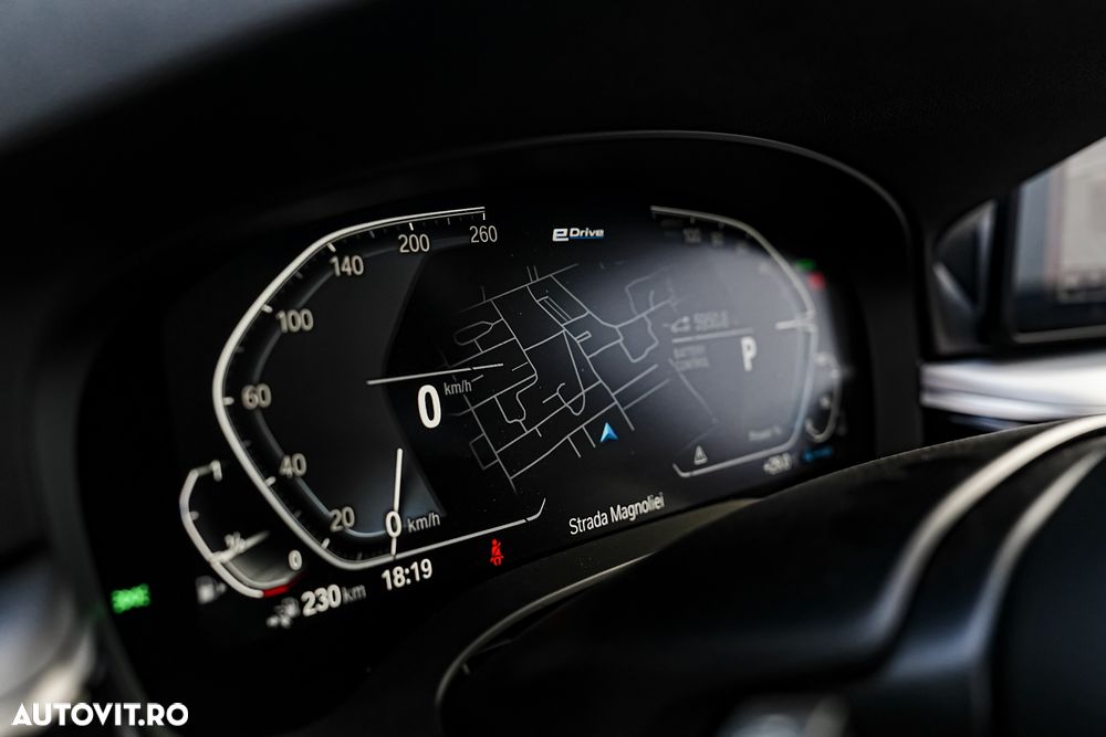 BMW Seria 5 520e AT PHEV - 25