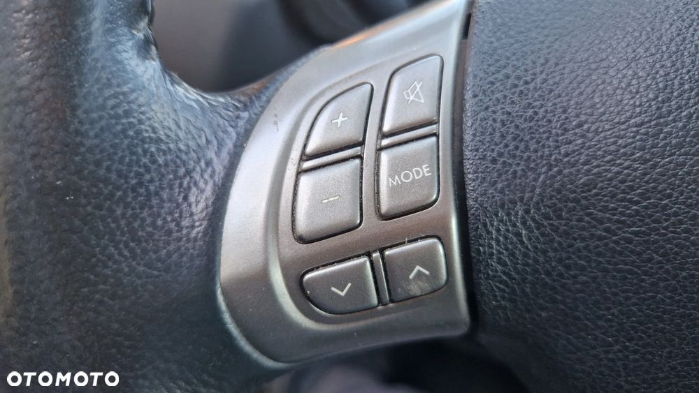 Subaru Impreza 2.0 RS - 30