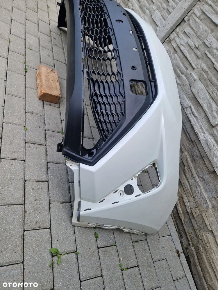 Zderzak Toyota Chr ch-r lift na 4 pdc - 8
