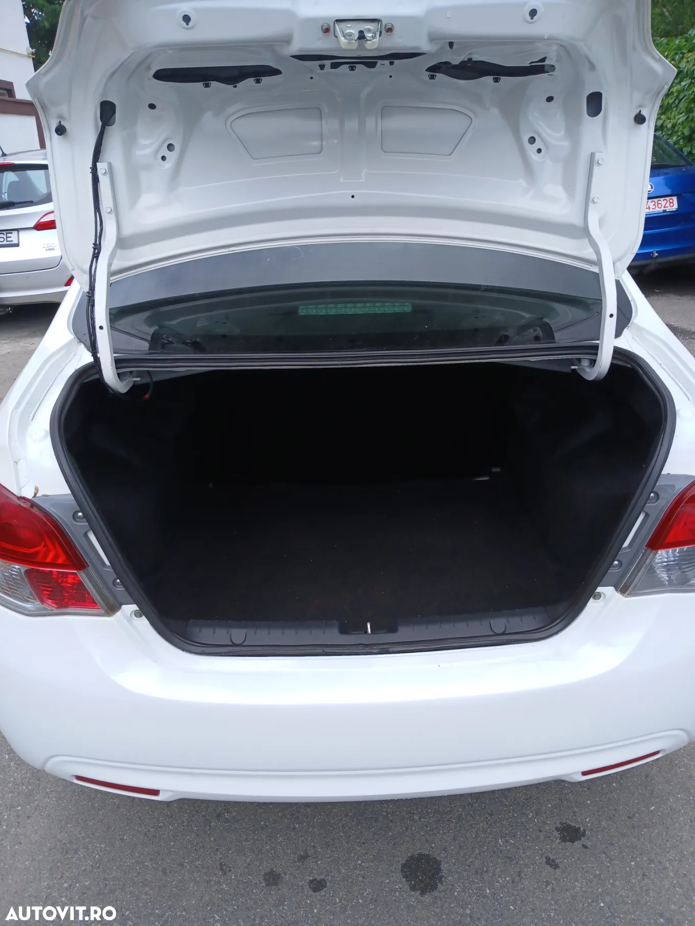 Mitsubishi Mirage - 6