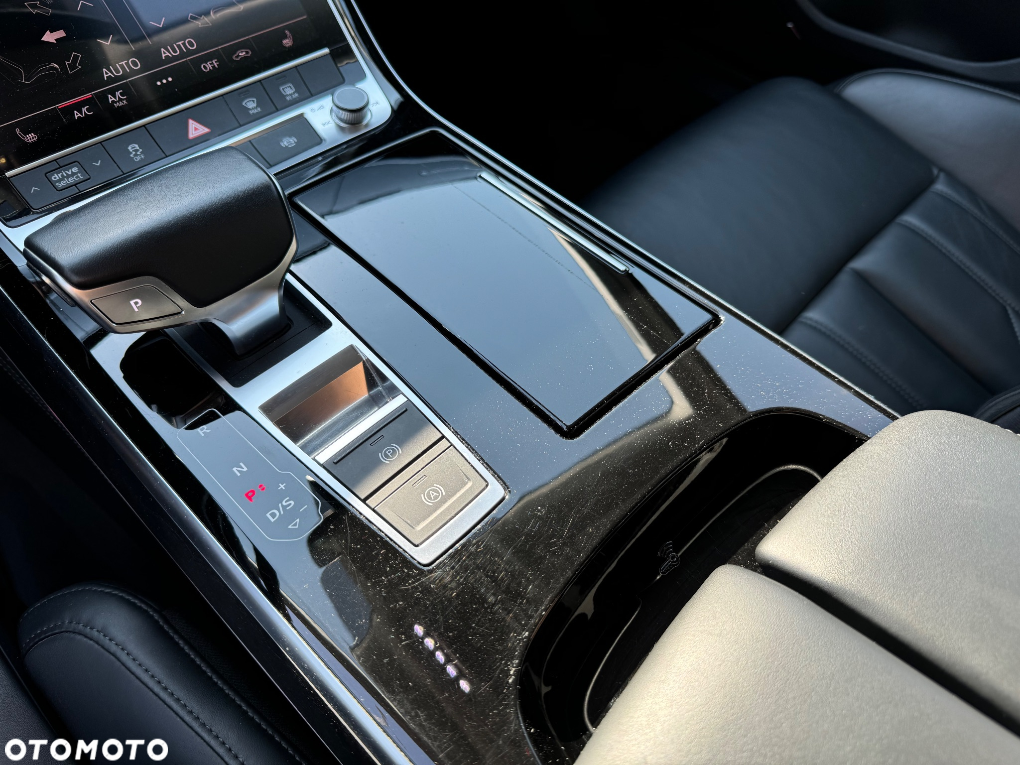 Audi A8 - 36