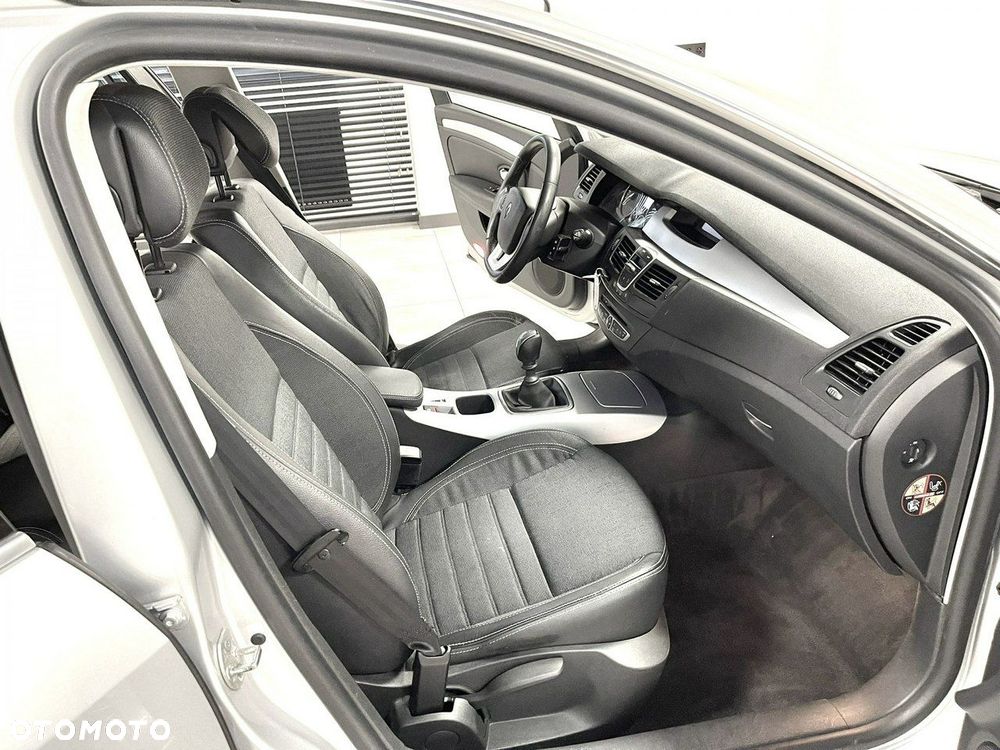 Renault Laguna 2.0 DCi FAP Dynamique - 35