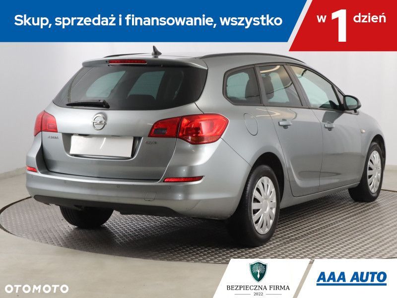 Opel Astra - 6
