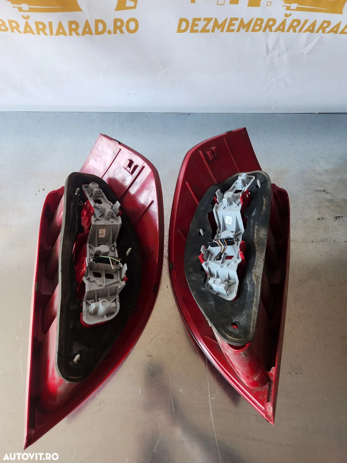 Stopuri Lampa Stop Tripla Stanga Dreapta Mercedes A Class W169 Dreapta Cu Mic Defect - Dezmembrari - 7