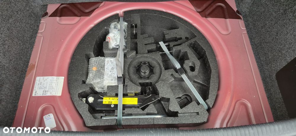 Volkswagen Golf 1.4 TSI Comfortline - 24