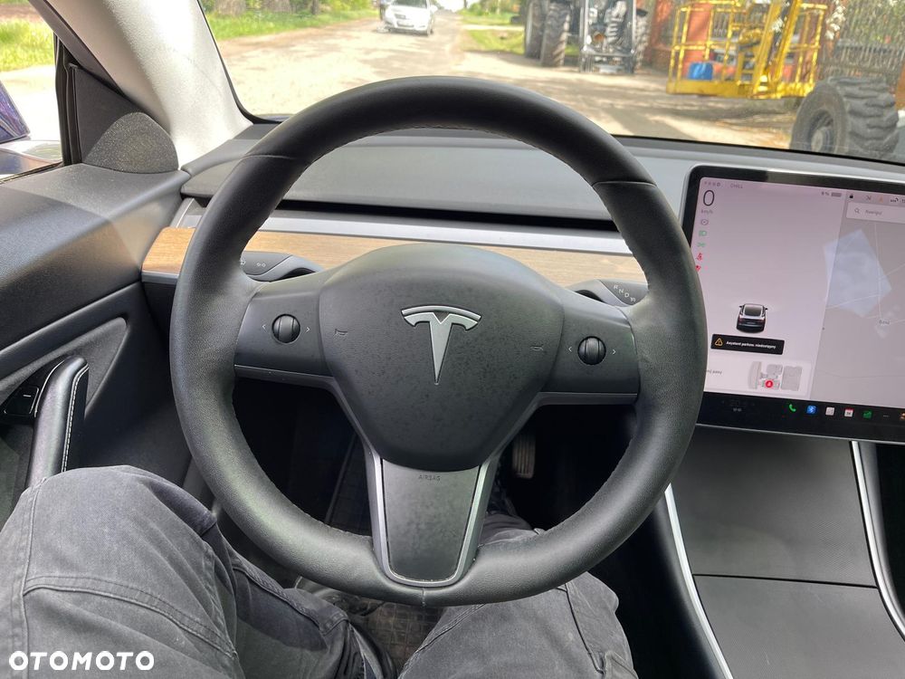 Tesla Model 3 Premium Langstreckenbatterie AWD Dual Motor - 11