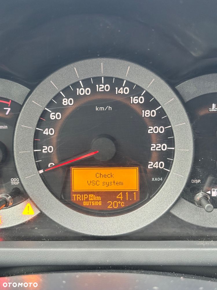 Toyota RAV4 - 12