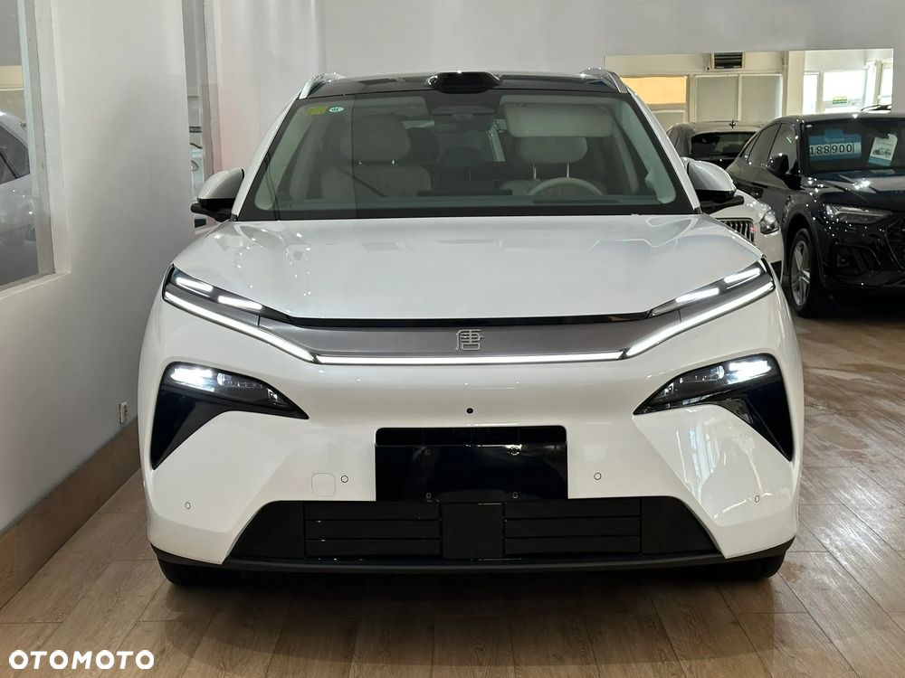 BYD Tang L - 8