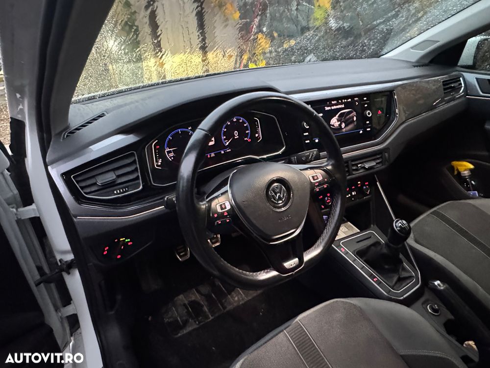Volkswagen Polo 1.6 TDI Highline - 12