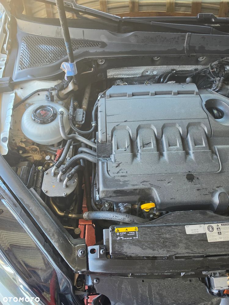 Volkswagen Golf 1.6 TDI SCR IQ.DRIVE - 13
