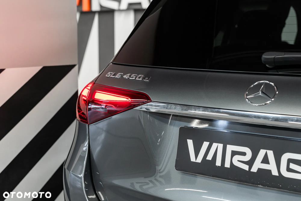 Mercedes-Benz GLE - 21