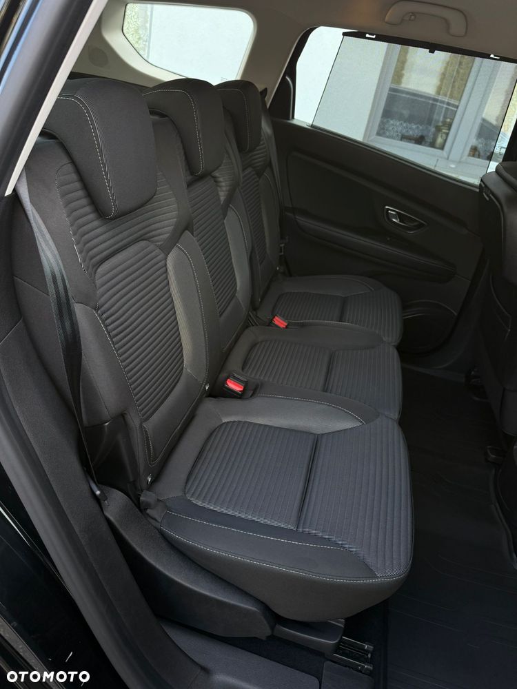 Renault Grand Scenic - 23