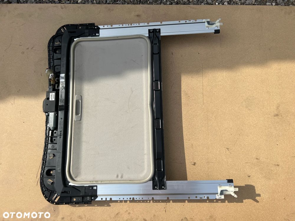 SZYBERDACH PANORAMA SILNICZEK NISSAN NAVARA IV D23 NP300 7709406 JA006010126085 - 3