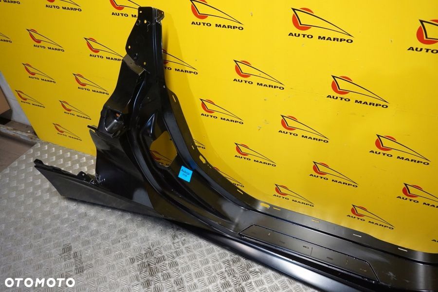 CHEVROLET CORVETTE C8 STINGRAY 2020 - Listwa Progowa Prawa Panel Boczny USA - 4