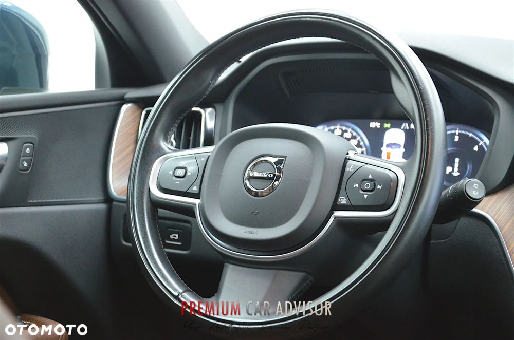 Volvo XC 60 B4 B Geartronic Momentum Pro - 23