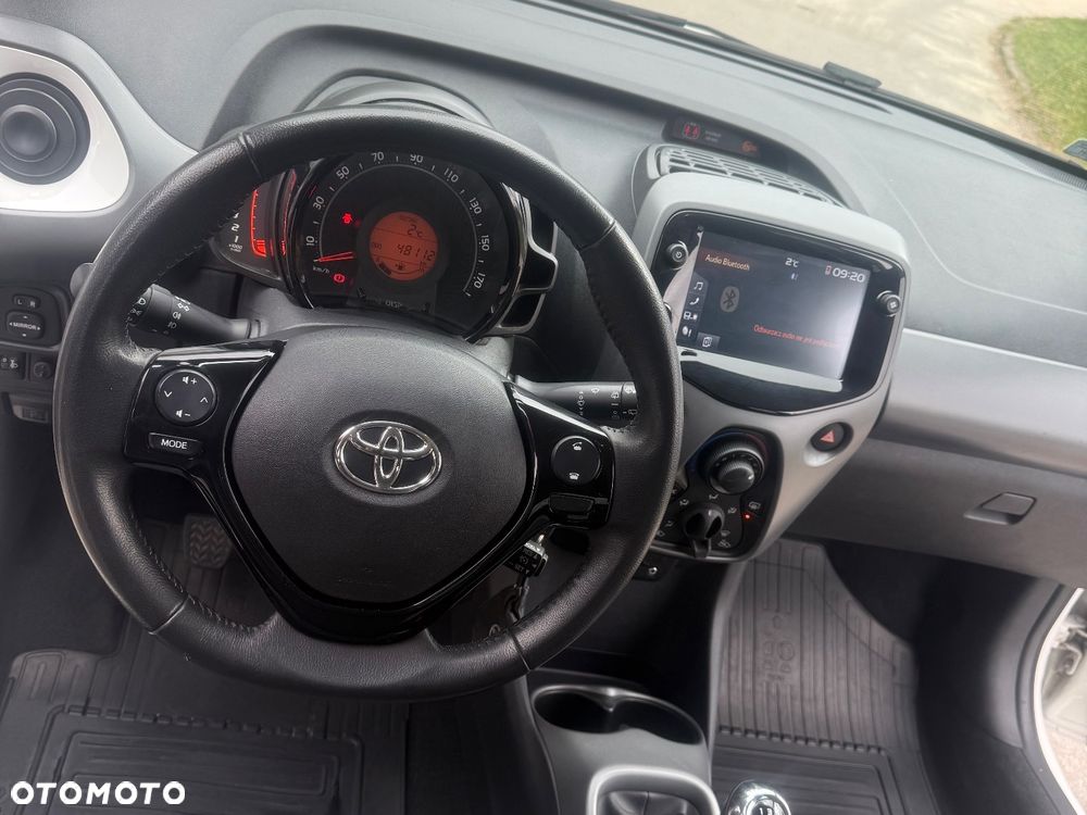 Toyota Aygo 1.0 VVT-i Color Edition - 16