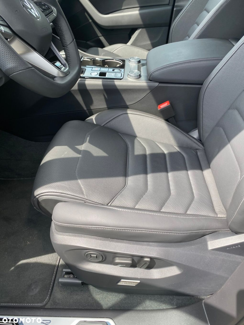Volkswagen Touareg 3.0 V6 TDI 4Motion R-Line - 15