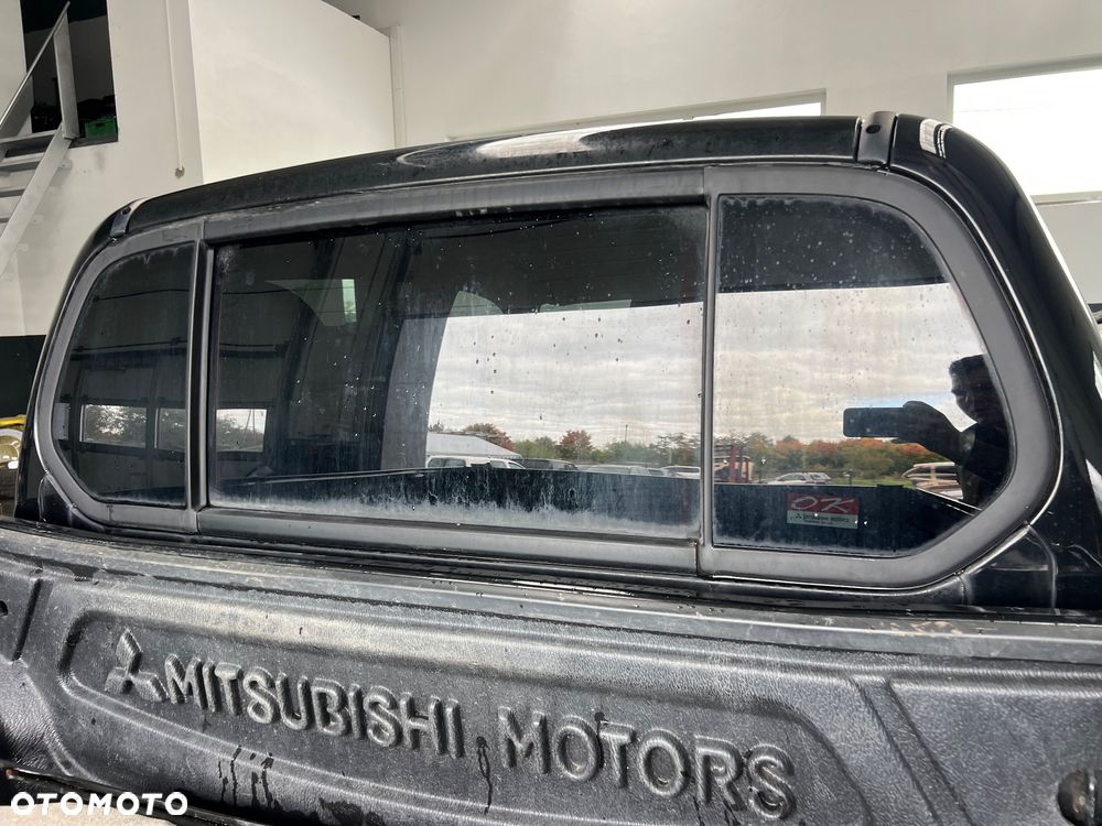 Mitsubishi L200 2.5 DID Instyle Sport - 20
