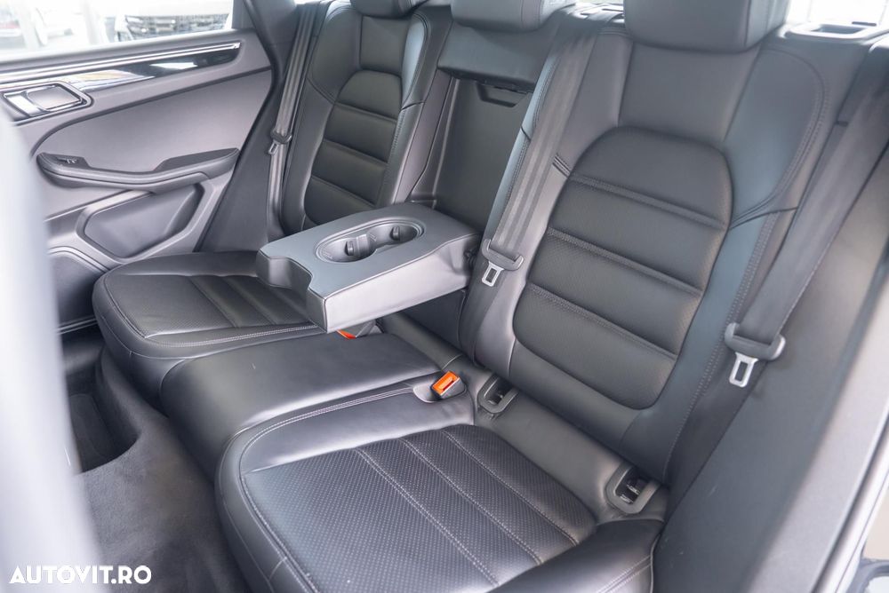 Porsche Macan - 21