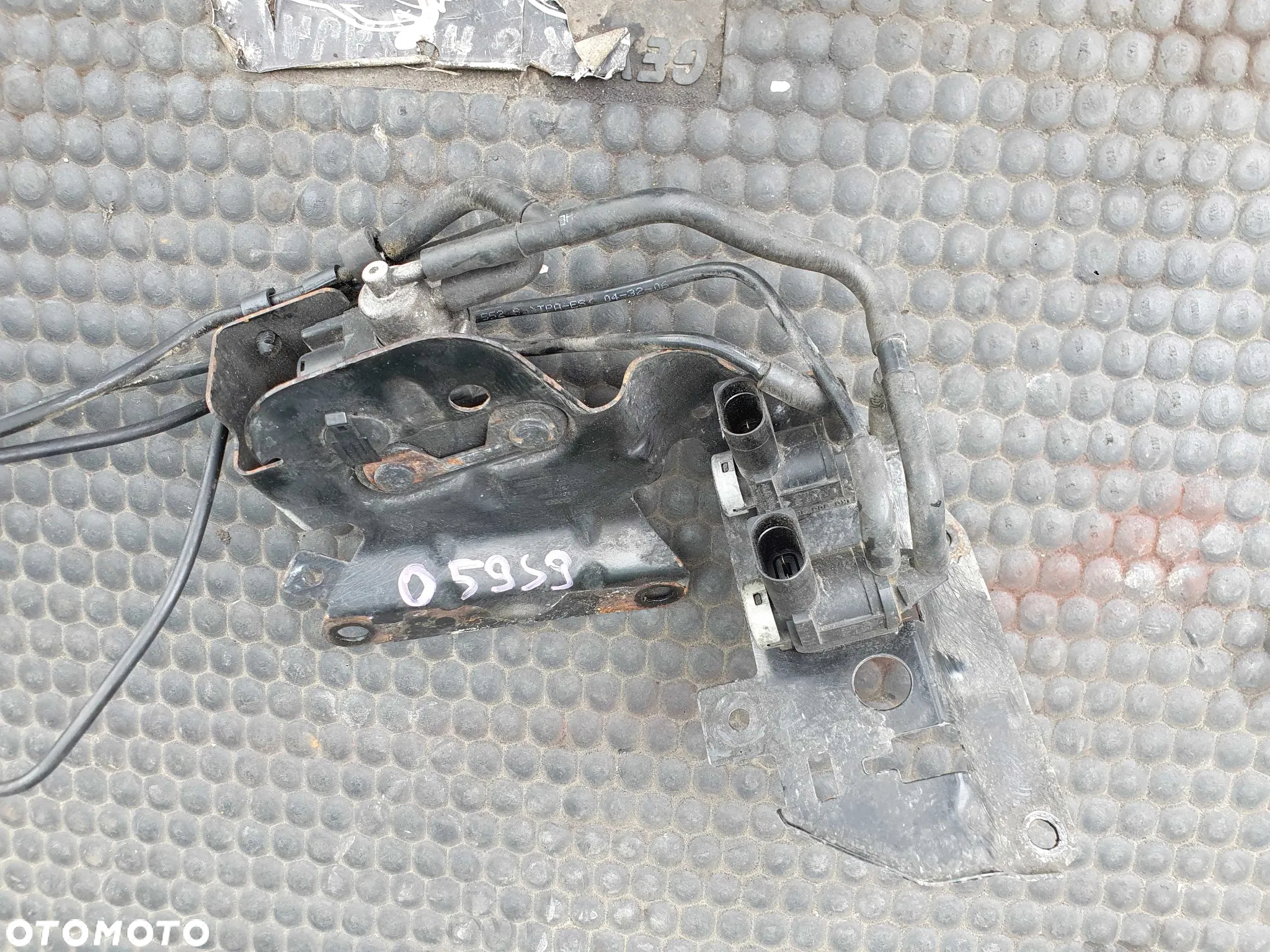 Zawor 1K0906283A 8E0906627C Zawory Podcisnienia Przewody Weze Krociec 2.0 TDI AUDI A4 B7 A6 C6 - 9