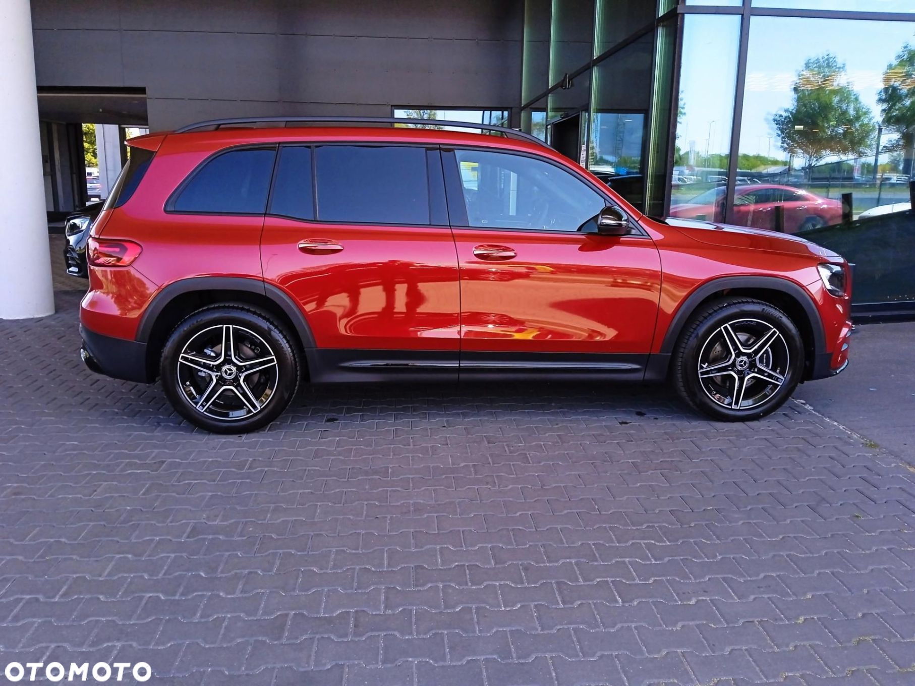 Mercedes-Benz GLB - 3