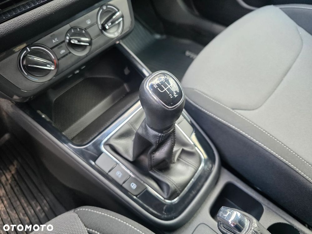 Skoda Fabia 1.0 TSI Ambition - 24