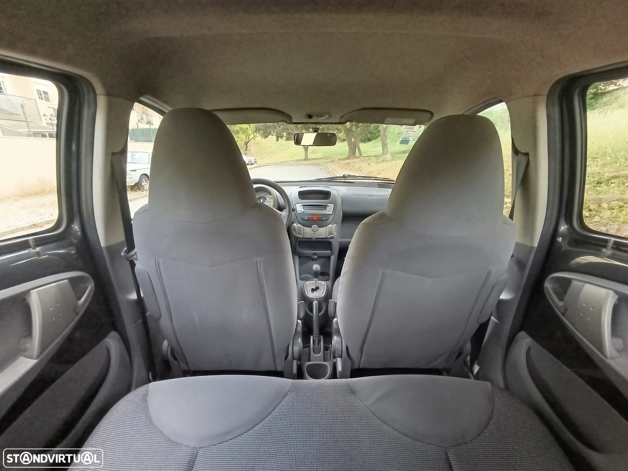 Peugeot 107 1.0 Urban 2 Tronic - 20