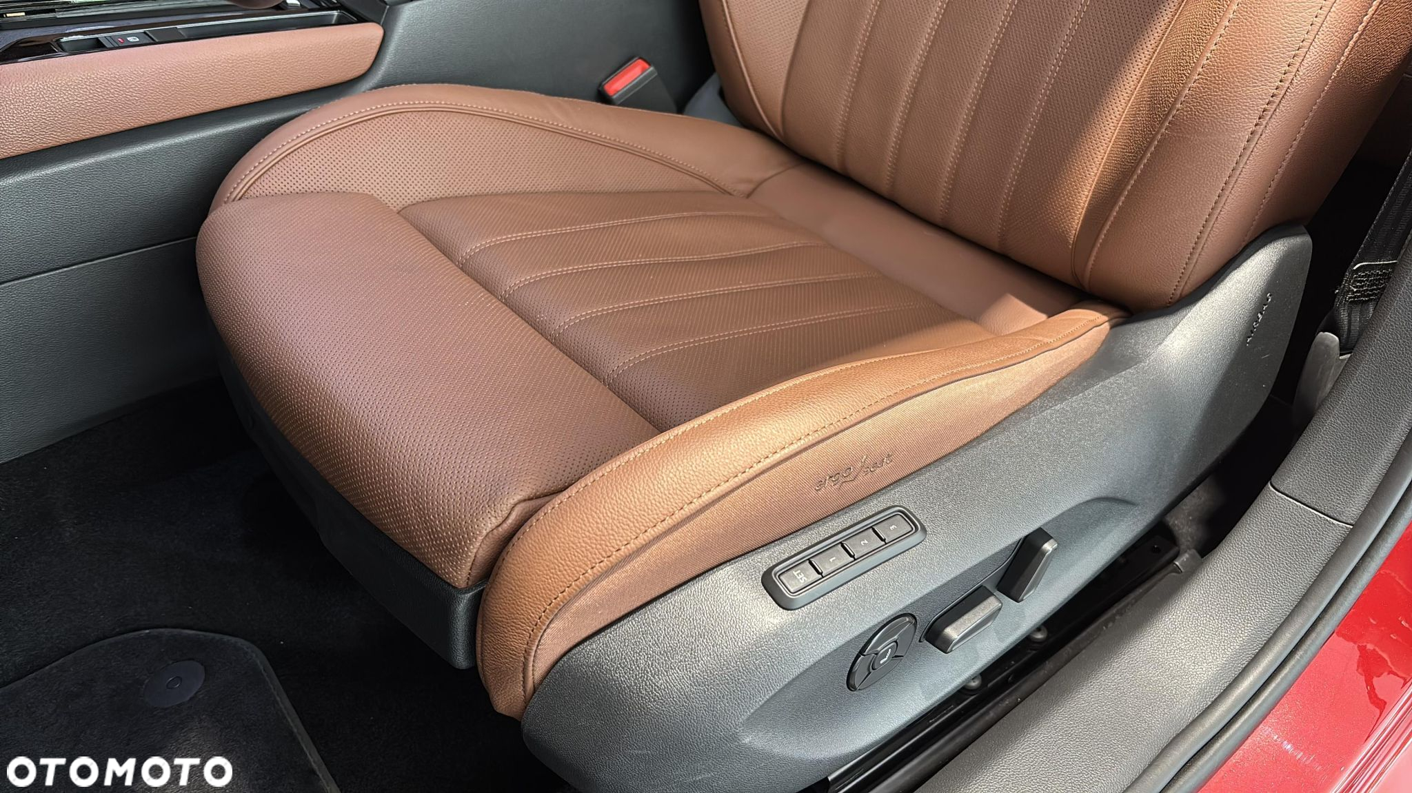 Skoda Superb 2.0 TDI SCR L&K DSG - 12