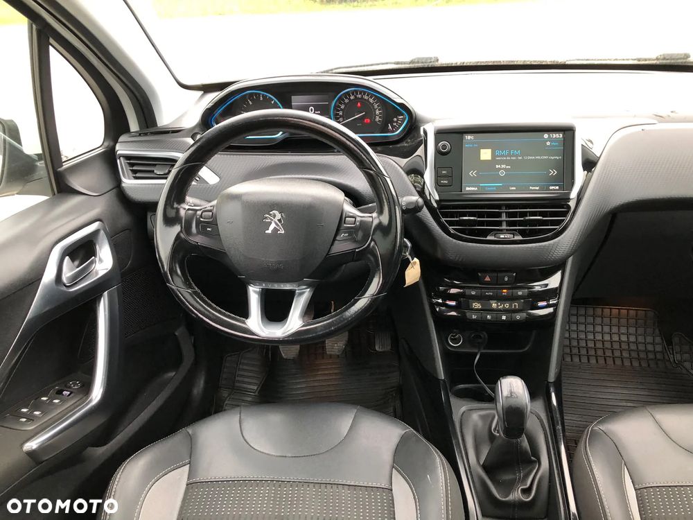 Peugeot 2008 - 16